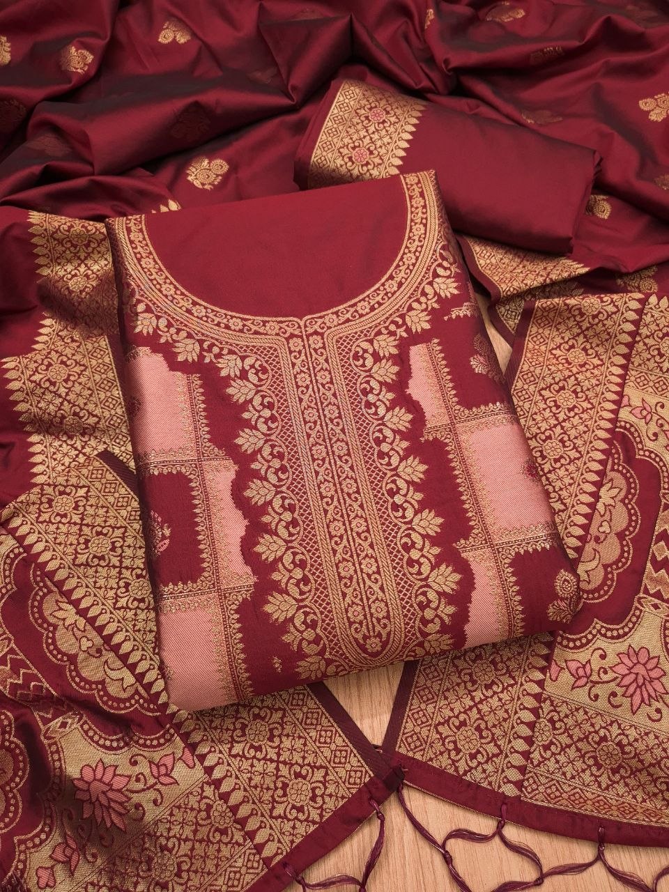 Maroon Paithani Style Zari Woven Unstitched Suit Material